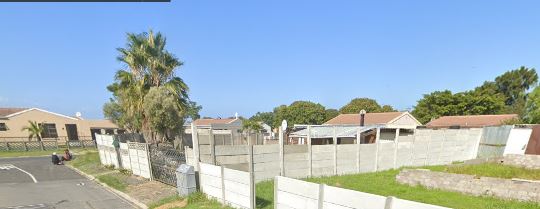  Bedroom Property for Sale in Devon Park Village Western Cape